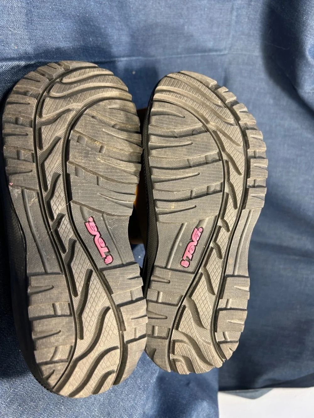 Teva summer velcro sandal